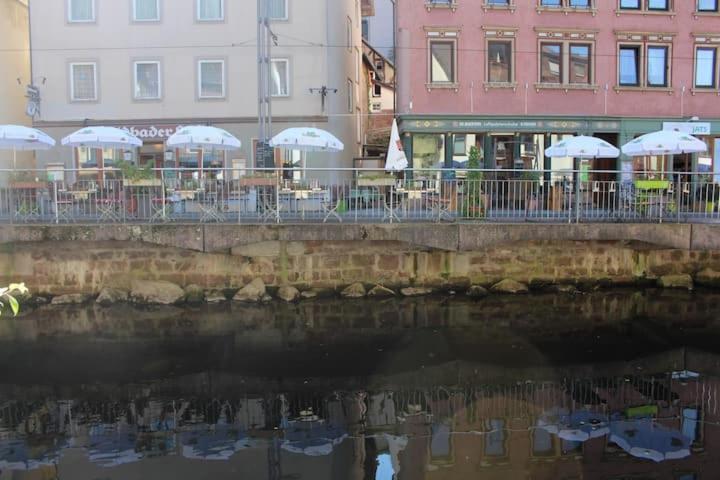 Moderne Wohnung Schwarzwald - In Bester Lage Direkt Am Fluss Bad Wildbad Exterior foto
